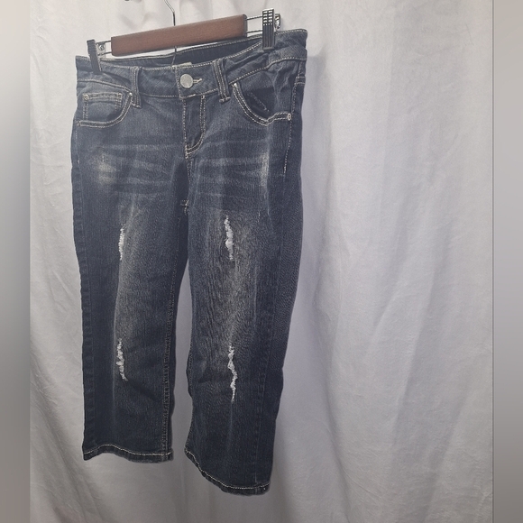 Paris blues distressed jean capris size 11 - Picture 2 of 5